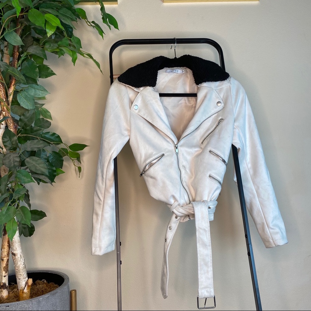 Suede cropped bomber jacket with belt